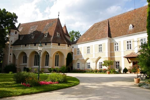 Garden, Landmark view