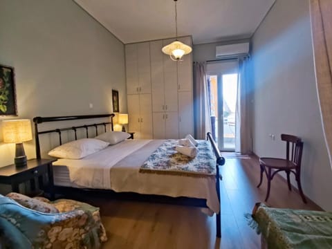 Los Laureles Relaxing Vintage Home Apartment in Arcadia, Greece