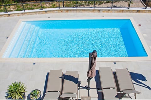 Balcony/Terrace, Pool view, Swimming pool
