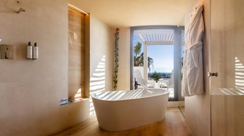 Sea view, Bath, towels