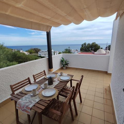 View (from property/room), Balcony/Terrace, Sea view