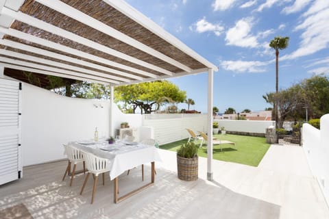 Garden, Solarium, Balcony/Terrace