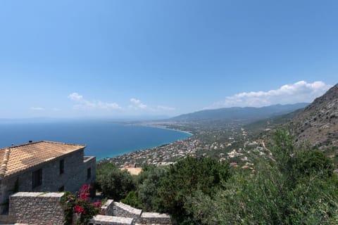 Nearby landmark, Day, Natural landscape, Balcony/Terrace, Mountain view, Sea view