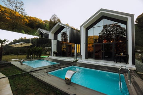 Day, Natural landscape, Garden, Garden view, Pool view, Swimming pool, sunbed