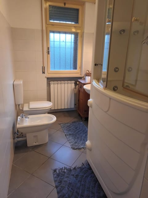 Toilet, Bathroom, bidet