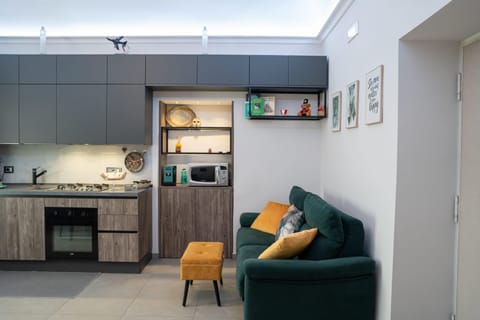 Living room, minibar