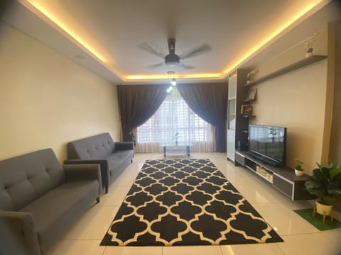 Communal lounge/ TV room, Seating area, Evening entertainment