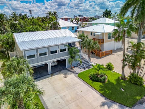 The Austin Pearl House in Estero Island