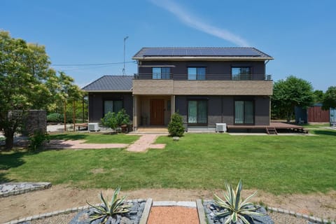 Property building, Garden view