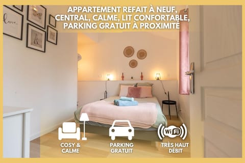 Bed, Photo of the whole room, Bedroom, Text overlay, towels