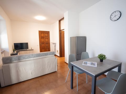 Magnolia House Apartment in Bellano