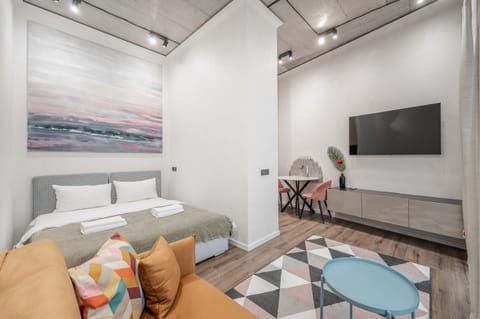 Bed, Photo of the whole room