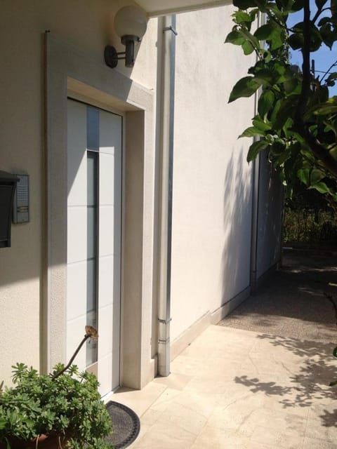 Guesthouse Mala Luce Stobreč Apartment in Šibenik-Knin County, Croatia