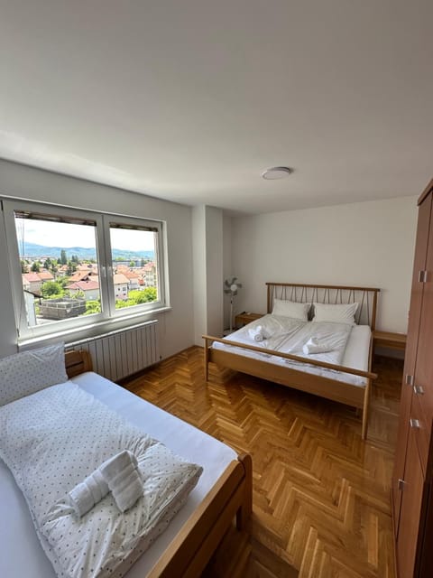 Bed, View (from property/room), View (from property/room), Photo of the whole room, Bedroom, Inner courtyard view, towels