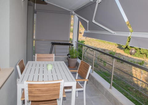 Villa Llanaj Residence 1 by Luxlikehome House in Halkidiki