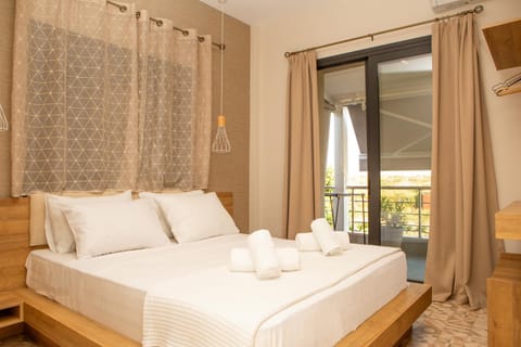 Villa Llanaj Residence 1 by Luxlikehome House in Halkidiki