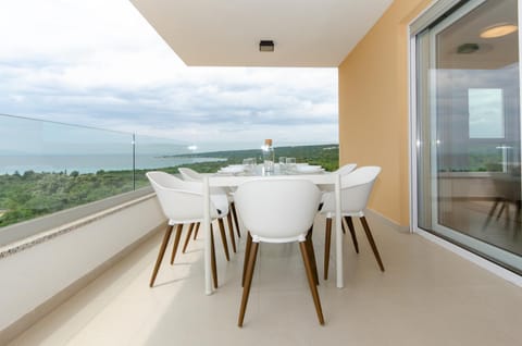 Day, Natural landscape, View (from property/room), Balcony/Terrace, Sea view