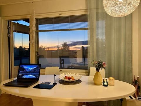 Uusi saunallinen kolmio järvinäkymällä Apartment in Finland