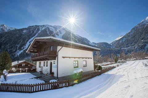 Property building, Winter