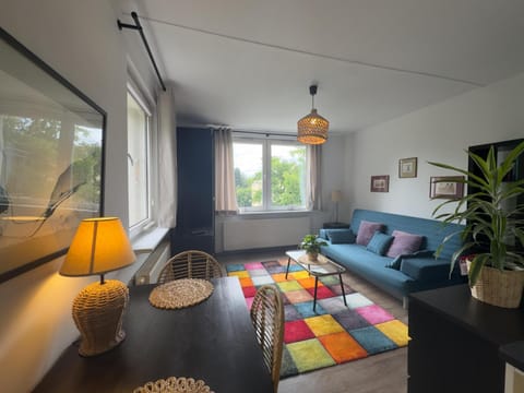 Living room, Photo of the whole room, Seating area, Bedroom
