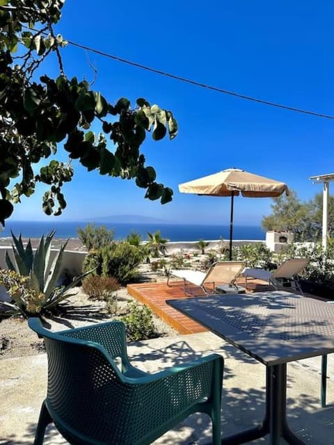 Sea view, sunbed