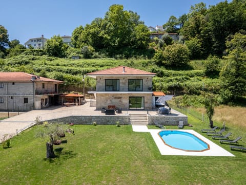 Property building, Garden, Swimming pool, sunbed