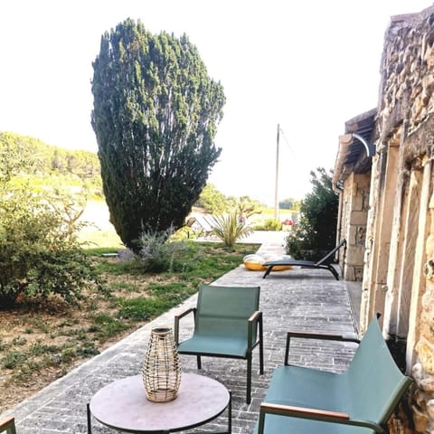 Gites L INSTANT PRESENT CHEZ LO House in Provence-Alpes-Côte d'Azur