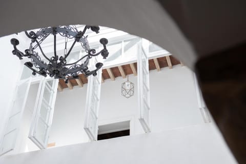 Patio, Decorative detail