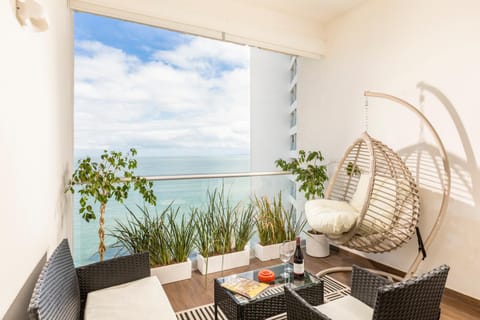Day, Natural landscape, View (from property/room), Balcony/Terrace, Seating area, Sea view