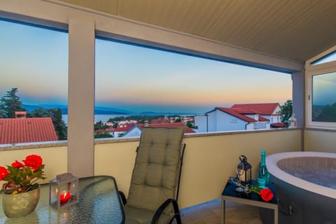 Balcony/Terrace, Seating area, Sea view