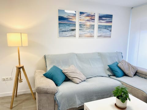 Living room, Lounge or bar