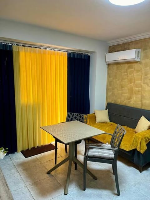 Daffodil Cosy Retreat Apartment in Marsaskala
