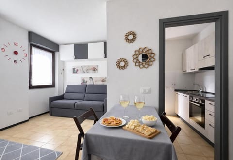 Bella Vita Stays Cozy Apartment in Sondrio