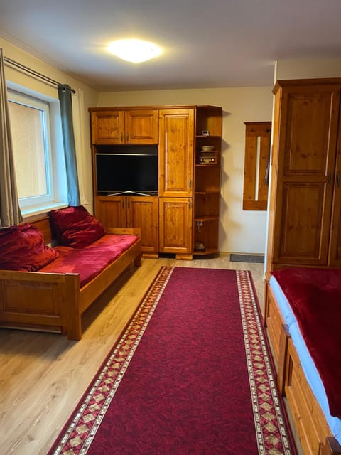 Bed, TV and multimedia