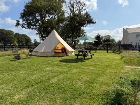 The Beehive Luxury tent in Martletwy