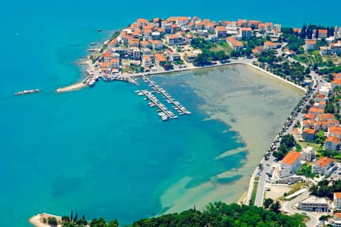 Natural landscape, Bird's eye view, Beach, City view, Sea view, Location