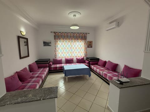 TV and multimedia, Living room, air conditioner