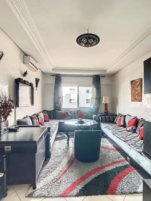 TV and multimedia, Living room, Photo of the whole room, Seating area