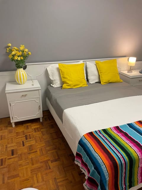 Mexicaníssima 4BR, 4 to 11 guests in Coyoacán Apartment in Mexico City