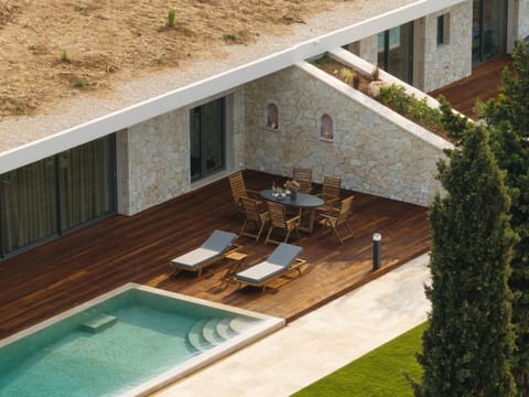 Property building, Swimming pool