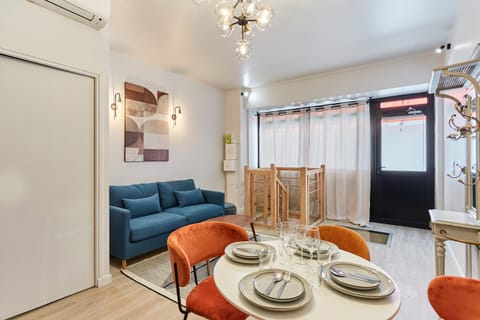 Residence centre de Paris by Studio prestige Apartment in Paris