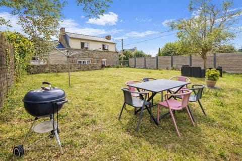 Patio, BBQ facilities, Garden, Dining area, Garden view