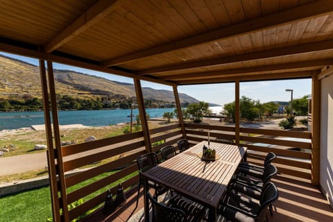 Day, Natural landscape, View (from property/room), Balcony/Terrace, Mountain view