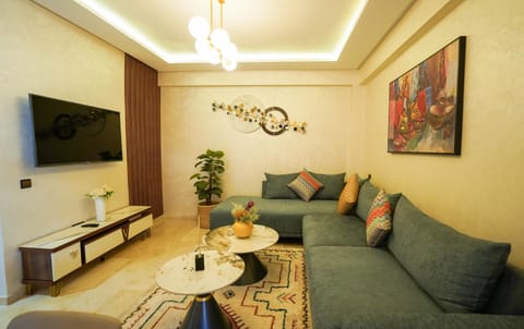 Communal lounge/ TV room, TV and multimedia, Living room