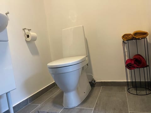 Billund- Newly renovated 1 bedroom kitchen House in Billund