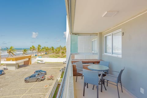 Property building, Balcony/Terrace, Sea view