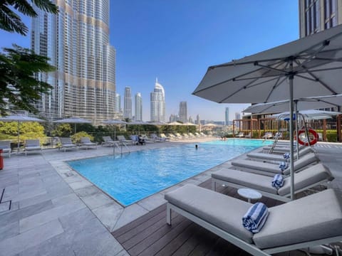 Pool view, Swimming pool