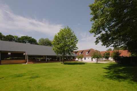 Property building, Garden view