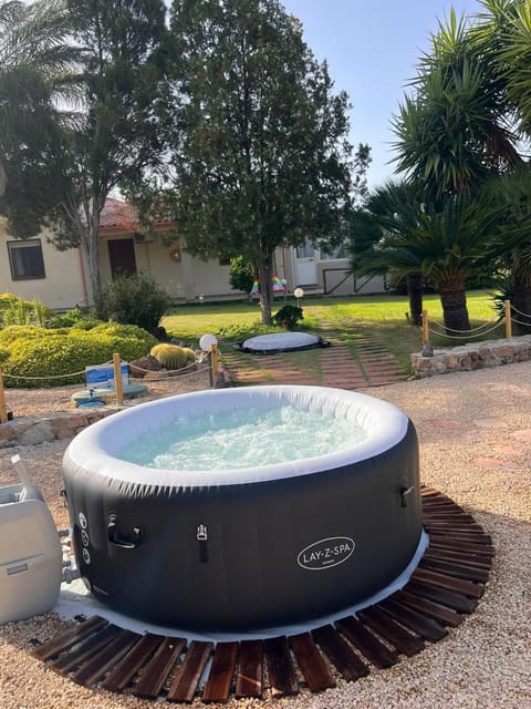 Day, Natural landscape, Hot Tub, Pool view, Open Air Bath