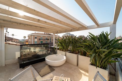 View (from property/room), Balcony/Terrace